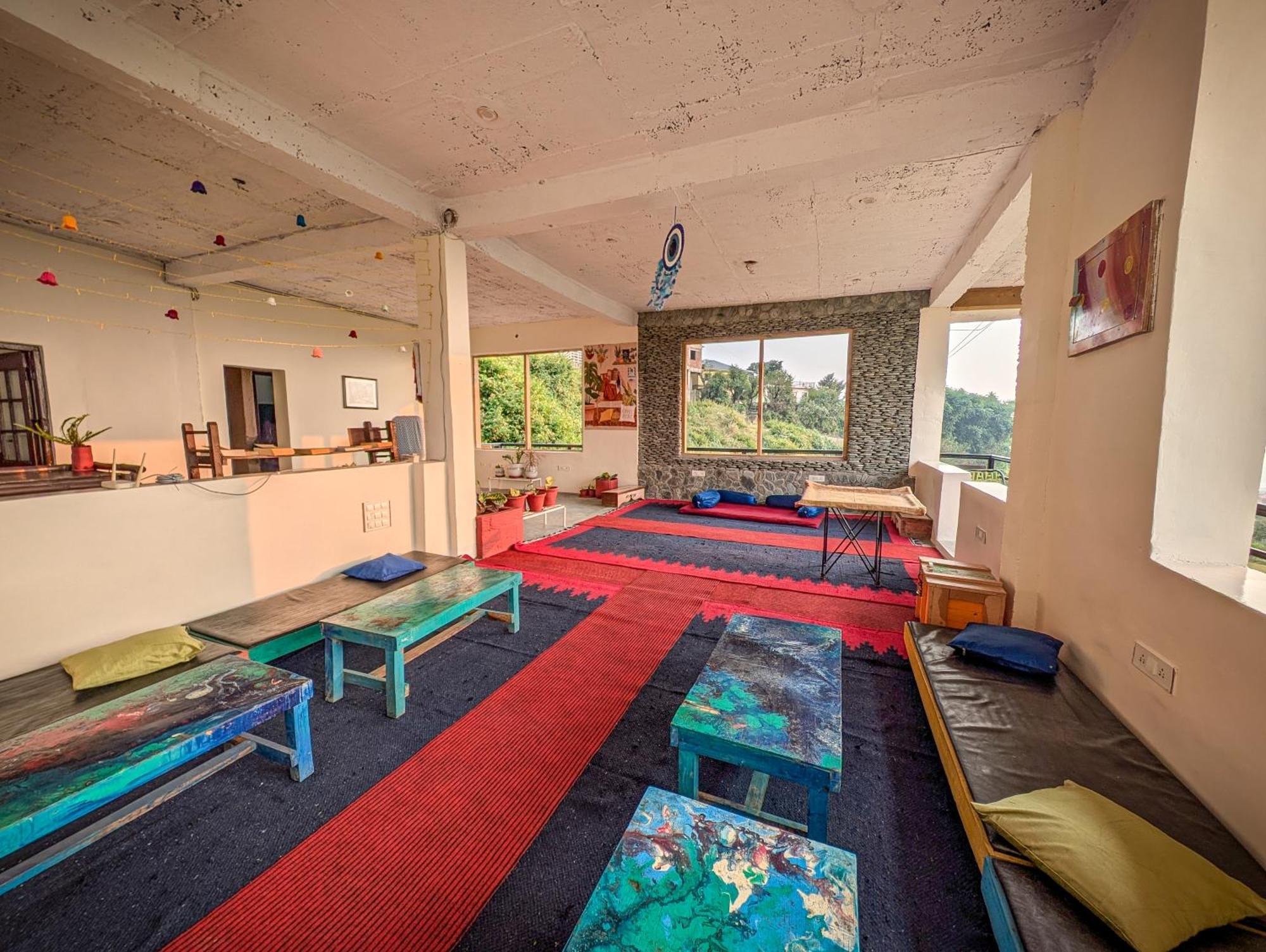 Hobo Hostel Dharamshala Eksteriør billede