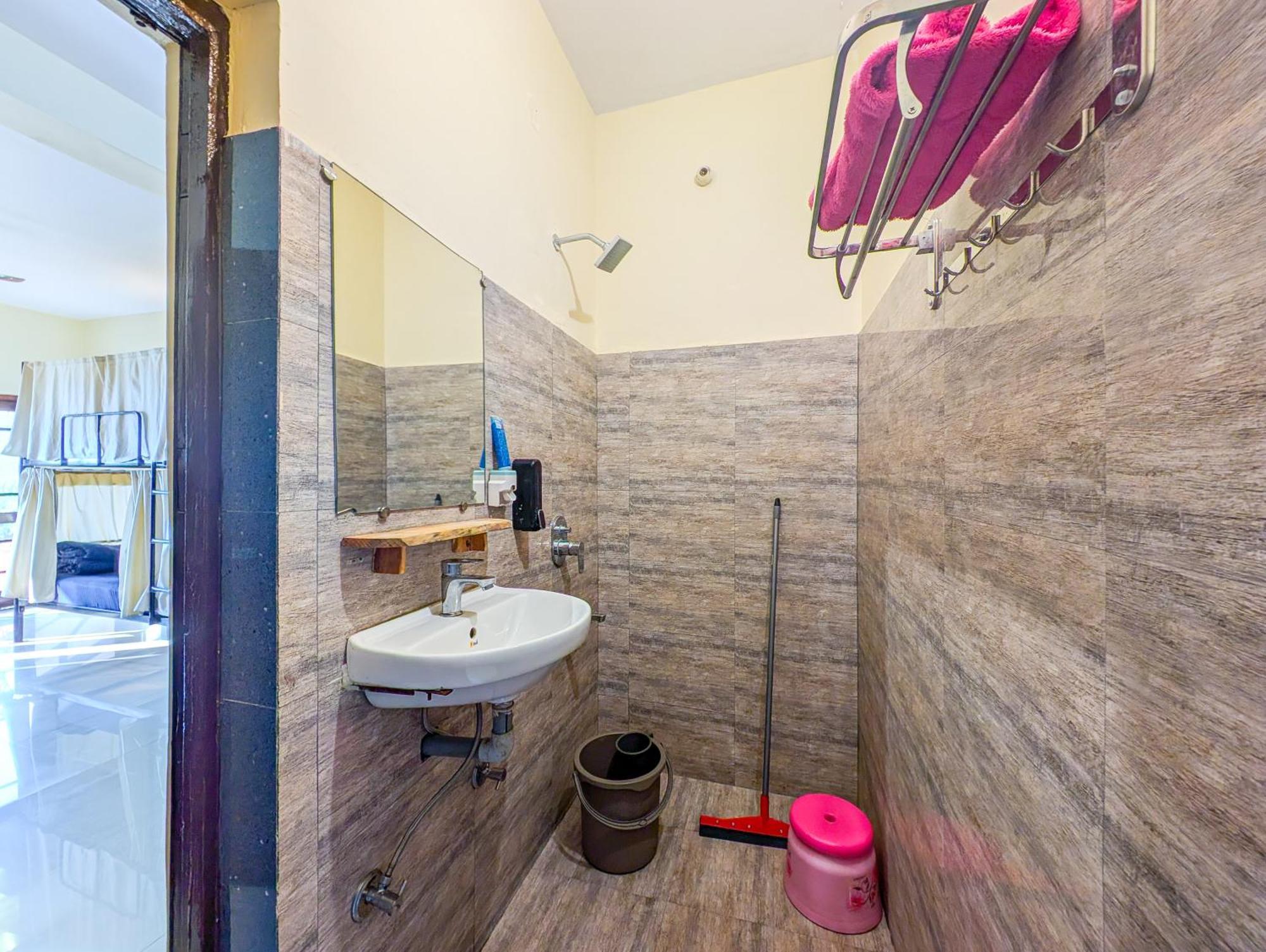 Hobo Hostel Dharamshala Eksteriør billede