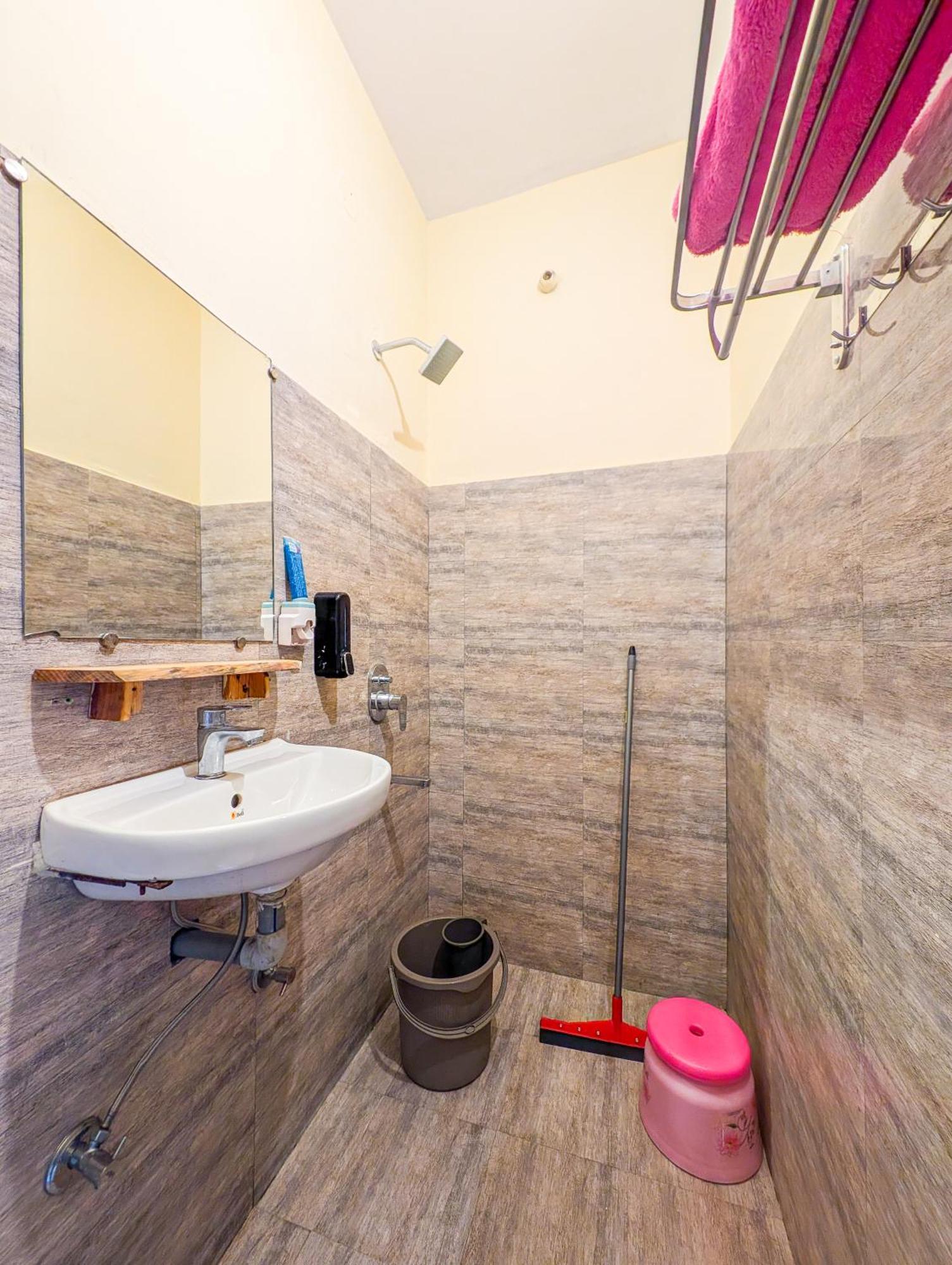 Hobo Hostel Dharamshala Eksteriør billede